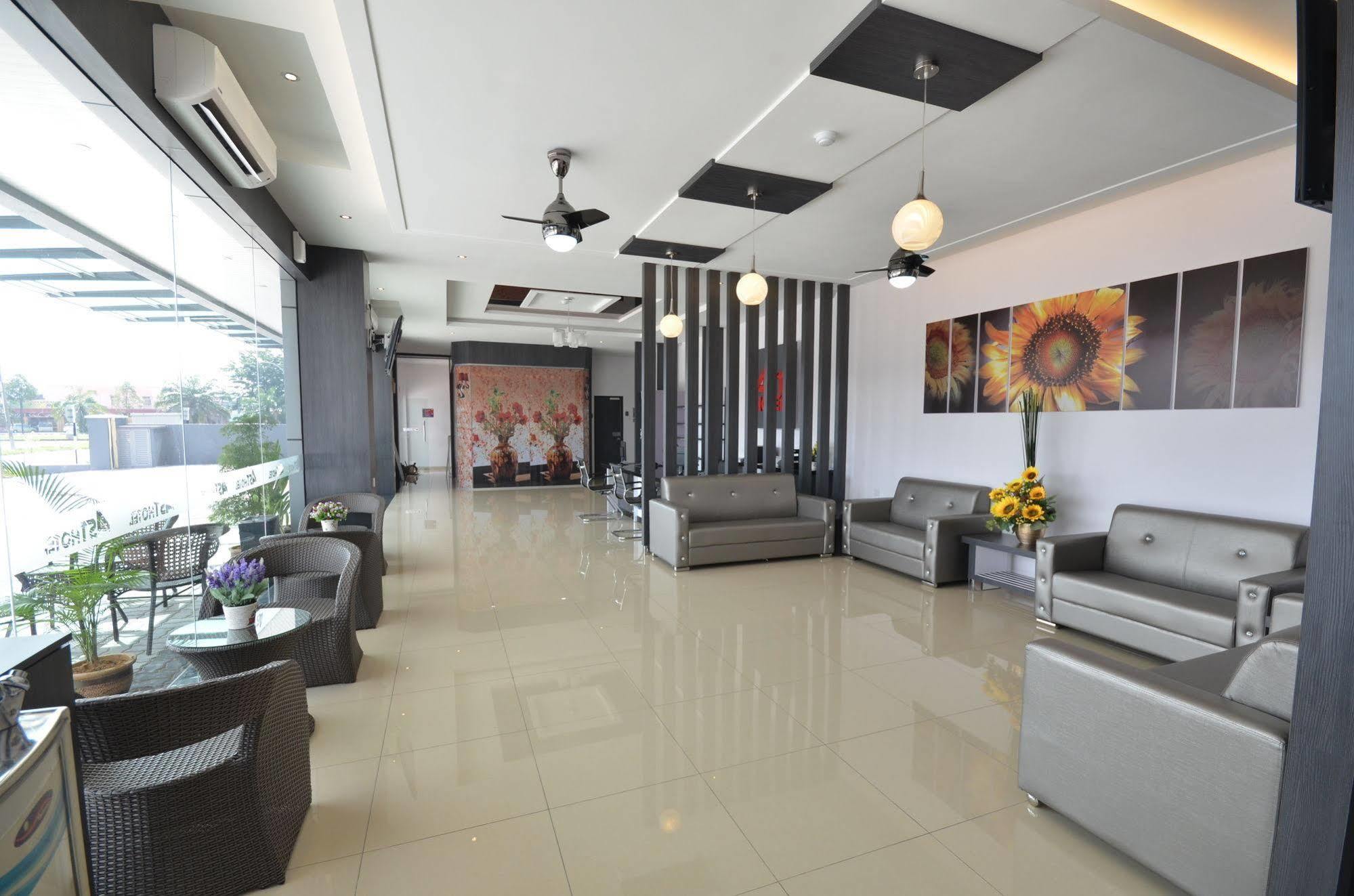 AST Hotel Alor Setar Buitenkant foto